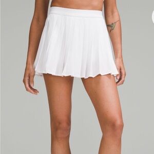 NWT Lululemon High Rise Pleated Skirt White